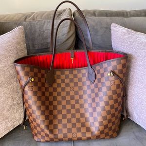 Damier Neverfull MM. Louis Vuitton Tote. 100% Authentic. Pristine condition!!